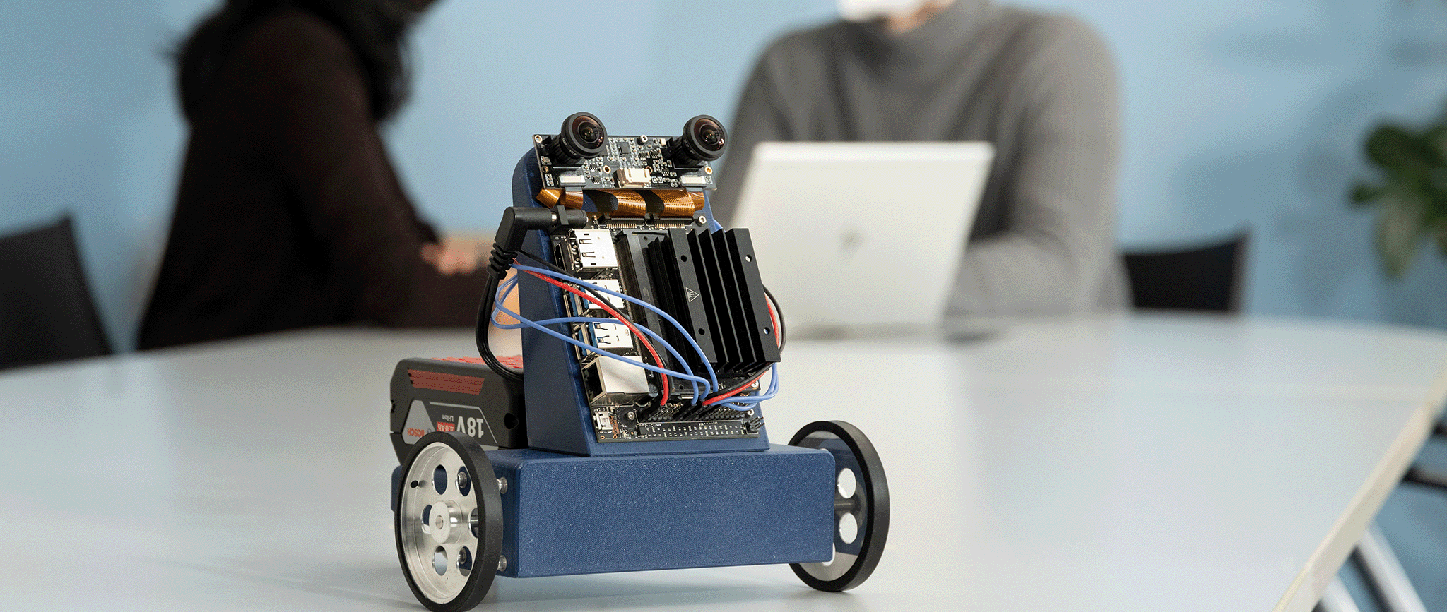 Programmierbarer Roboter im Seminar Embedded AI