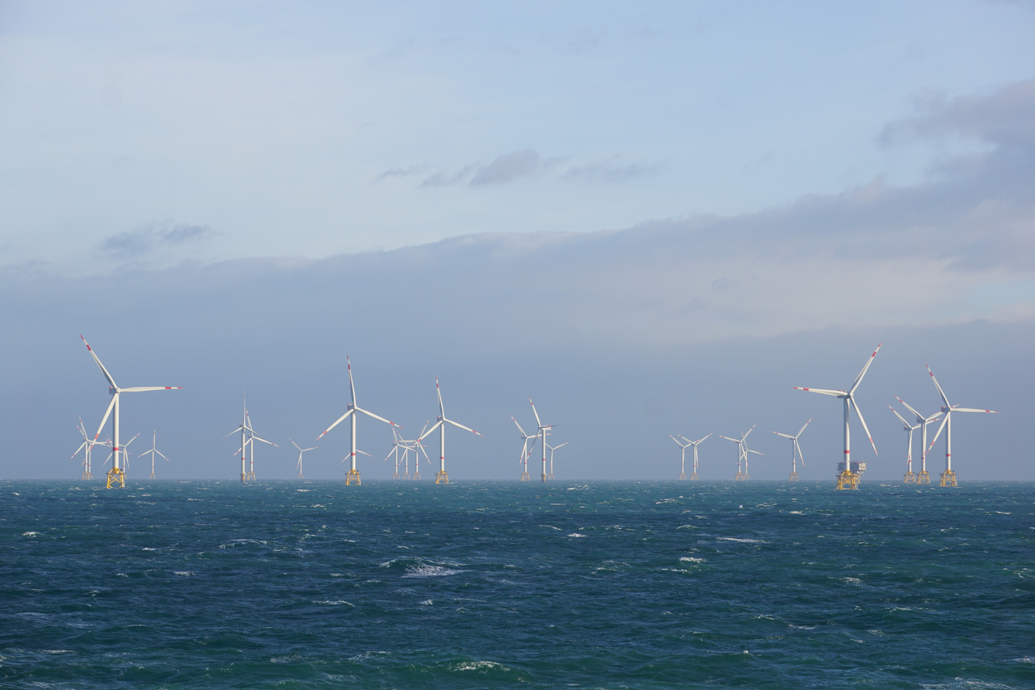 Offshore Windpark im Meer