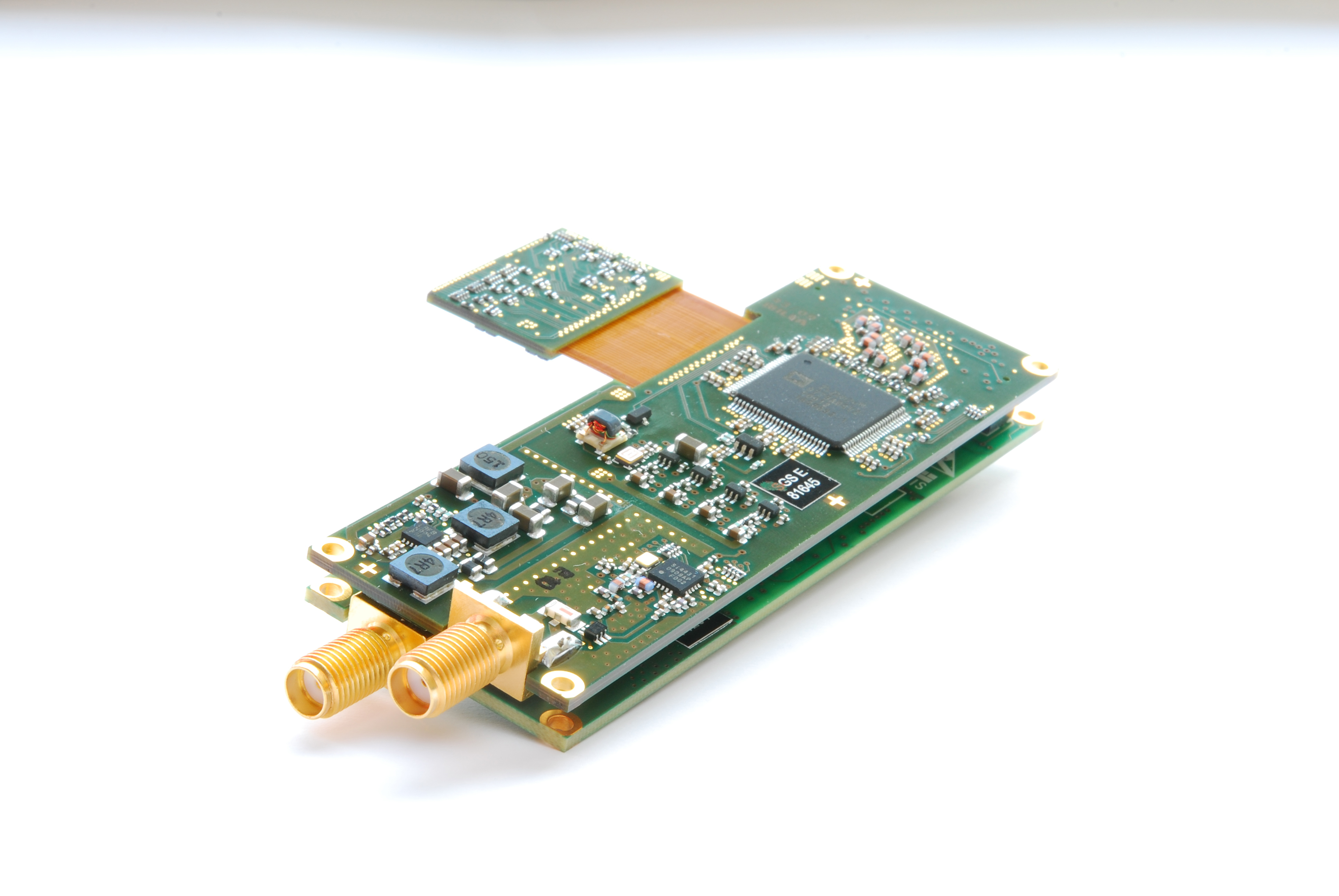 Circuit boards for linearization and for broadband communication